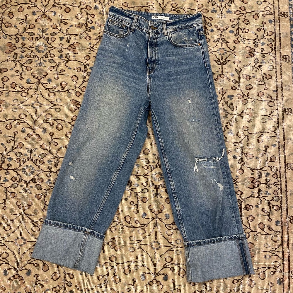 Zara High Waisted Wide Leg Crop Jean